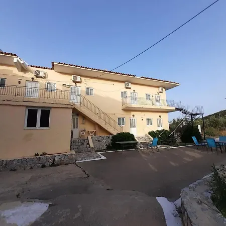 Portro-ageranos καψοκολης προκοπιος κατοικια με βραχυχρονια μισθωσης Ageranos